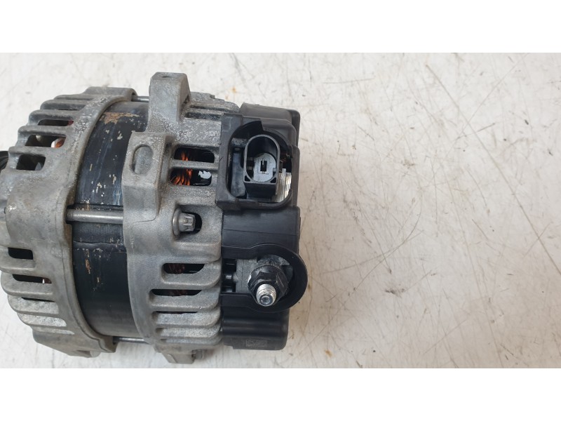 Recambio de alternador para hyundai i20 iii (bc3, bi3) 1.0 t-gdi referencia OEM IAM 3730007450 ALF150124 