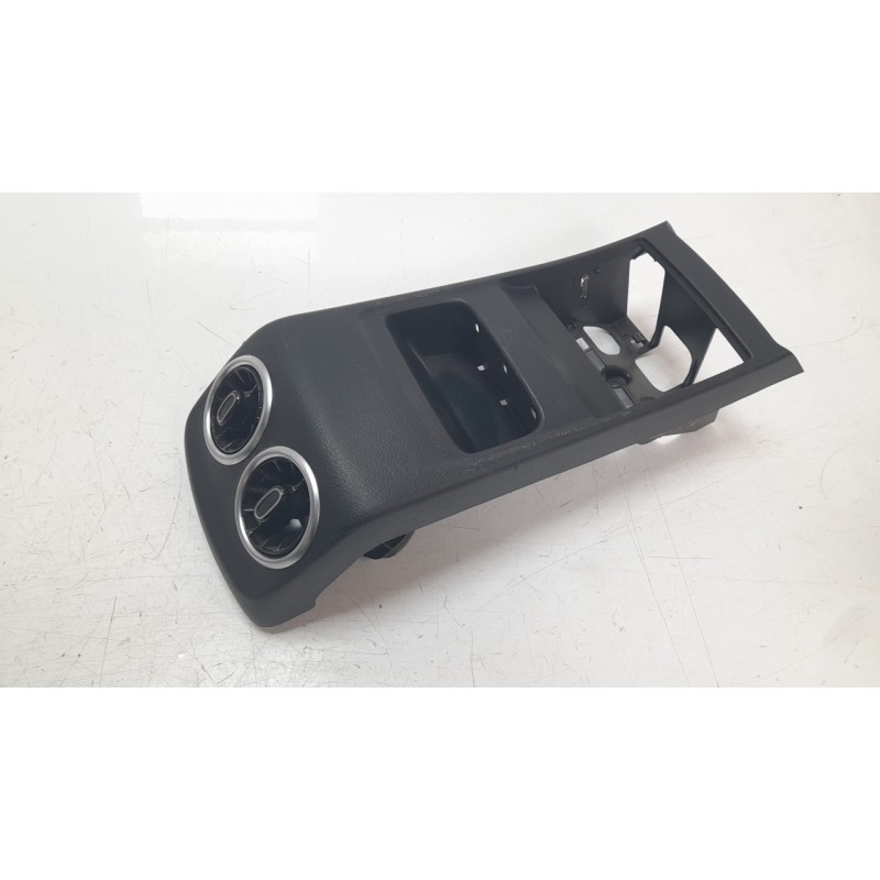 Recambio de aireador central para mercedes-benz clase b sports tourer (w247) b 200 d (247.012) referencia OEM IAM 0524710004  