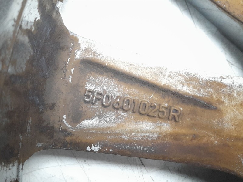 Recambio de llanta para seat leon (5f1) 1.5 tsi referencia OEM IAM 5F0601025A  
