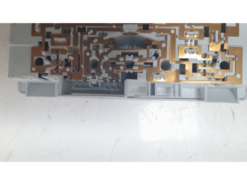Recambio de luz interior para opel grandland x 120 aniversario referencia OEM IAM 167352  