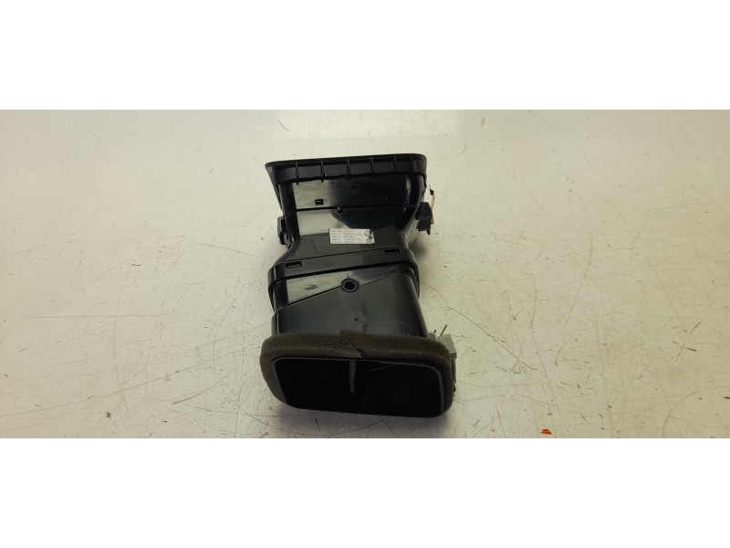 Recambio de aireador derecho para seat alhambra (711) reference travel referencia OEM IAM 7N0819703D  