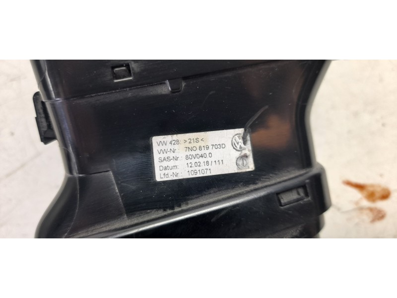 Recambio de aireador derecho para seat alhambra (711) reference travel referencia OEM IAM 7N0819703D  