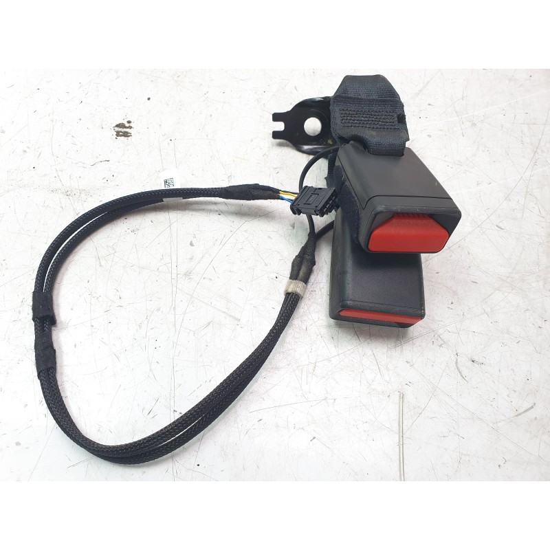 Recambio de cinturon seguridad trasero central para ds ds 3 / ds 3 crossback (ur_, uc_, uj_) 1.2 puretech 130 referencia OEM IAM