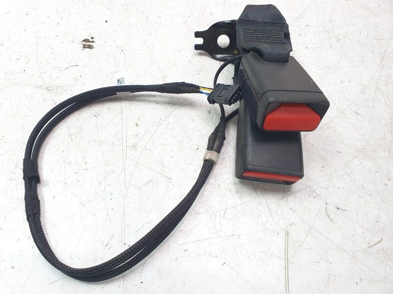 Recambio de cinturon seguridad trasero central para ds ds 3 / ds 3 crossback (ur_, uc_, uj_) 1.2 puretech 130 referencia OEM IAM