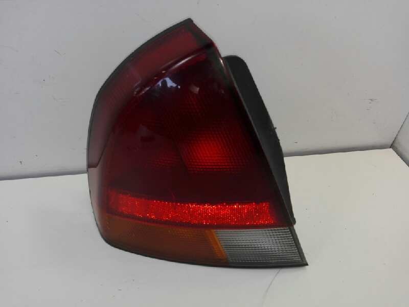 Recambio de piloto trasero izquierdo para mitsubishi carisma berlina 4 (da0) 1.9 turbodiesel referencia OEM IAM MR179507 1651413