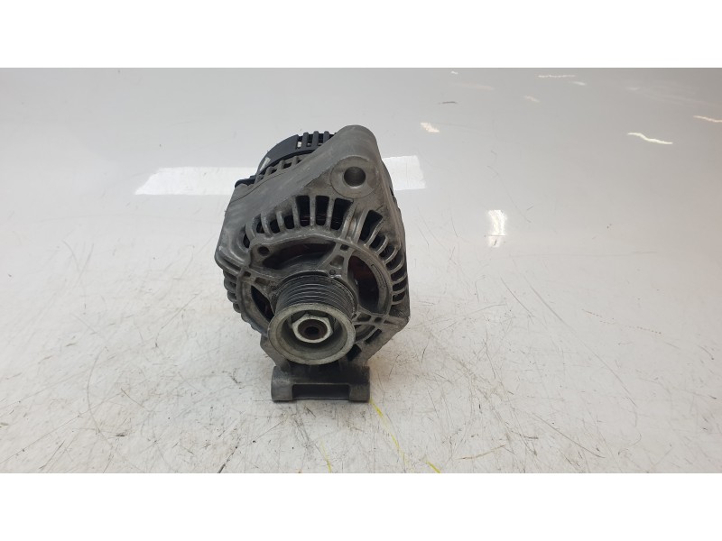 Recambio de alternador para ford focus i (daw, dbw) 1.6 16v referencia OEM IAM 63321679  ALF460103HQ