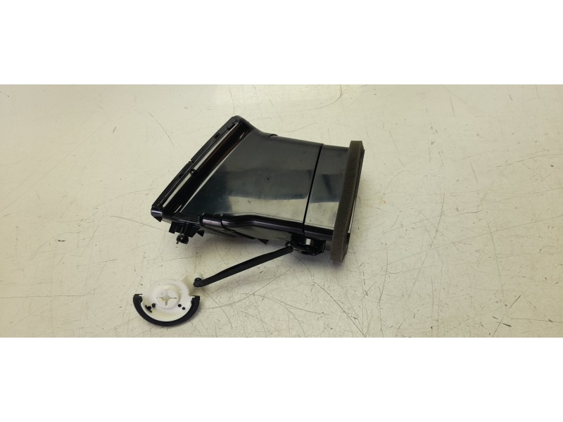 Recambio de aireador central izquierdo para seat alhambra (711) reference travel referencia OEM IAM 7N0858069D  