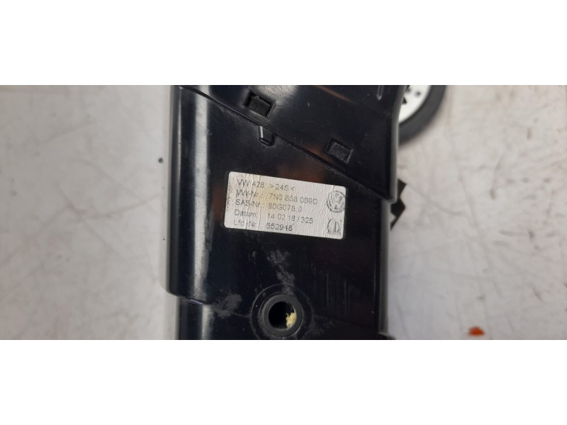 Recambio de aireador central izquierdo para seat alhambra (711) reference travel referencia OEM IAM 7N0858069D  