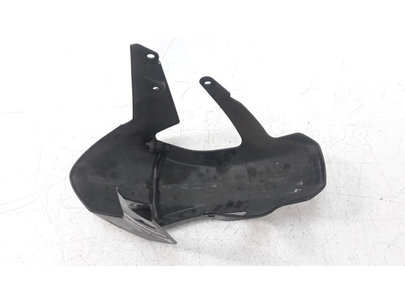 Recambio de guardabarros para ktm 125 duke 125 duke referencia OEM IAM 9300801003330  
