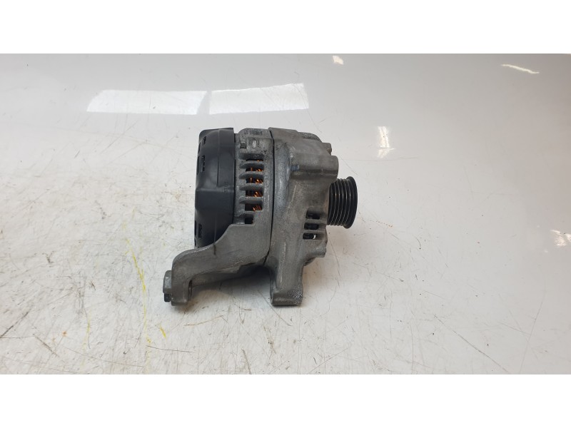 Recambio de alternador para mini mini (f55) cooper d referencia OEM IAM 12318680374  ALF080A04