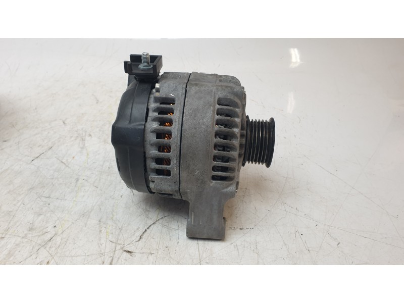 Recambio de alternador para mini mini (f55) cooper d referencia OEM IAM 12318680374  ALF080A04