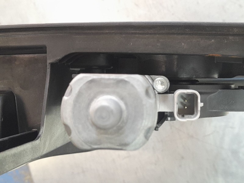 Recambio de elevalunas delantero derecho para opel combo e tour / life (k9) 1.5 referencia OEM IAM 9817212080  