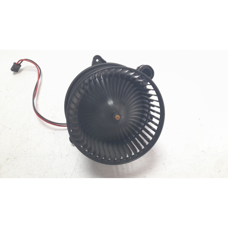 Recambio de ventilador calefaccion para mercedes-benz clase cla (bm 118) shooting brake cla 200 d (118.612) referencia OEM IAM A