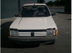 PEUGEOT 205 BERLINA