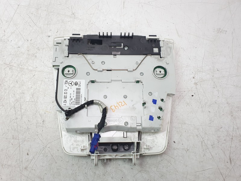 Recambio de luz interior para mercedes-benz clase glk (x204) 220 cdi 4-matic (204.984, 204.997) referencia OEM IAM A2048202001  