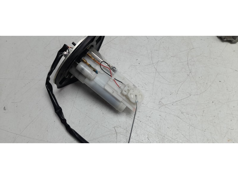 Recambio de bomba combustible para honda cbr (601cc - ) cbr 650 r (rh01) referencia OEM IAM 16700MKND52  