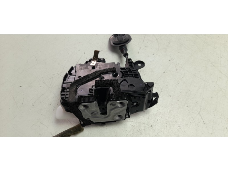 Recambio de cerradura puerta delantera izquierda para renault clio v intens referencia OEM IAM 805032387R  