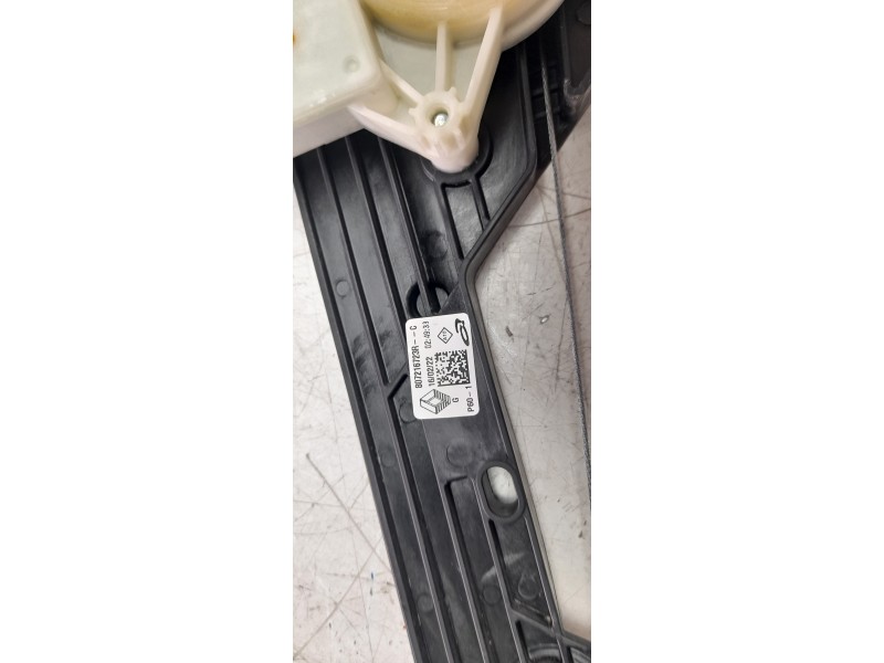 Recambio de elevalunas delantero izquierdo para renault clio v intens referencia OEM IAM 807216723R  