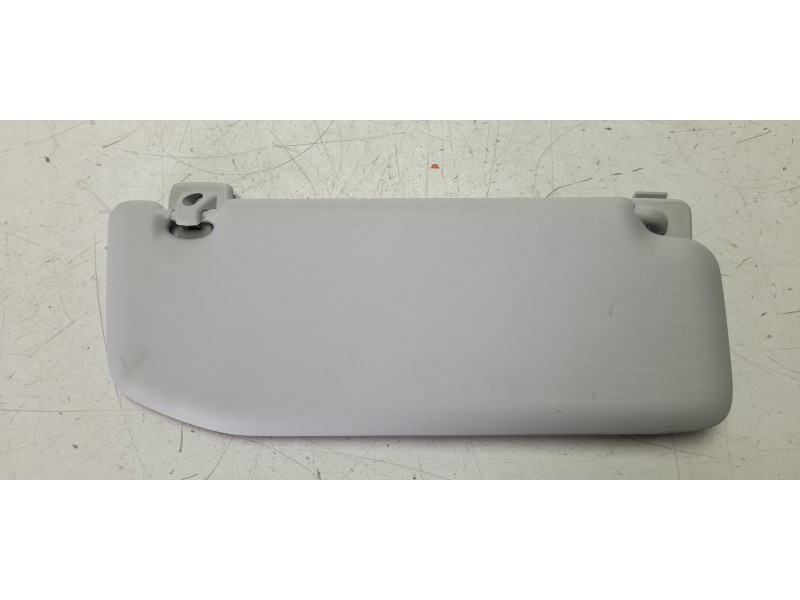 Recambio de parasol izquierdo para jeep avenger altitude referencia OEM IAM 735773427  