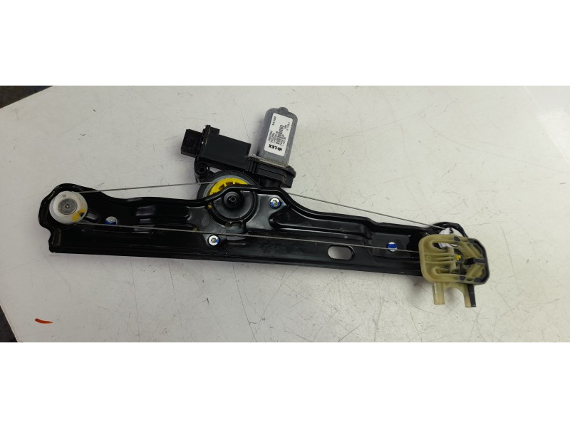 Recambio de elevalunas delantero izquierdo para jeep avenger altitude referencia OEM IAM 130002543  