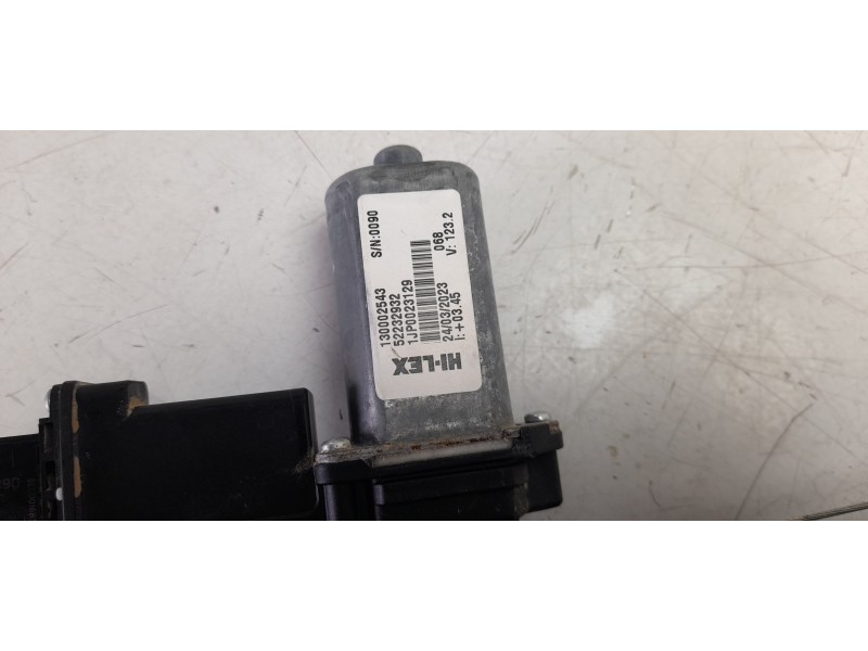 Recambio de elevalunas delantero izquierdo para jeep avenger altitude referencia OEM IAM 130002543  