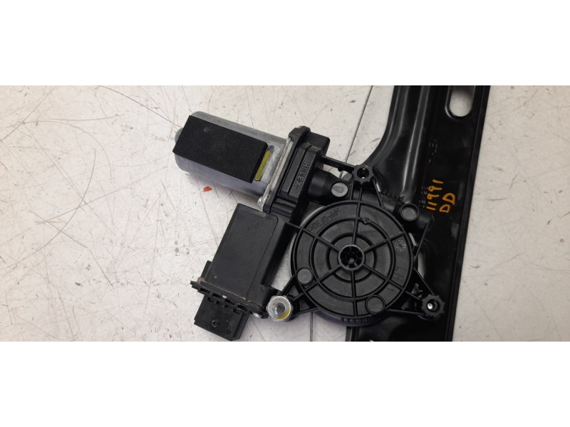 Recambio de elevalunas delantero derecho para jeep avenger altitude referencia OEM IAM 52232931  