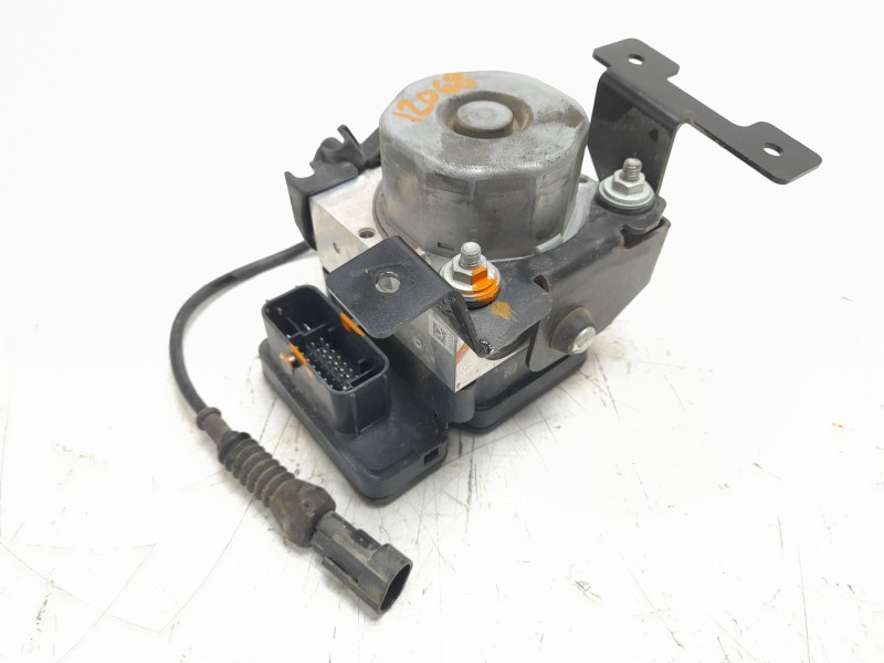 Recambio de abs para ktm super duke 1290 super duke r referencia OEM IAM 61642031144  