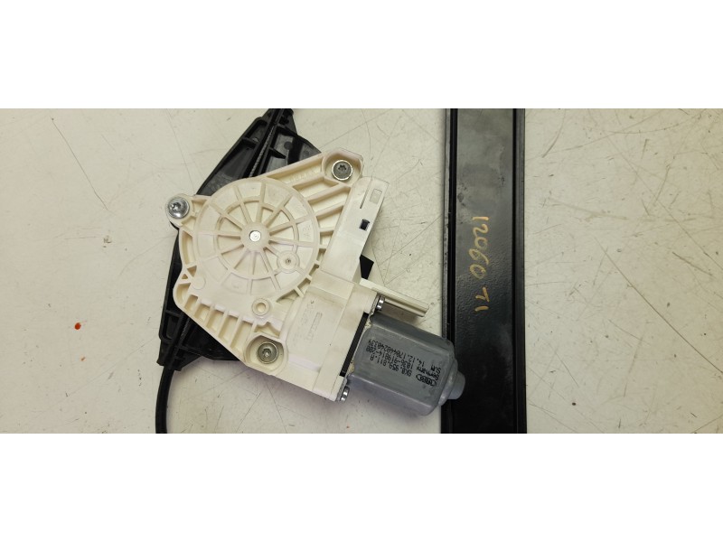 Recambio de elevalunas trasero izquierdo para audi q3 (8ug) base referencia OEM IAM 8U0839461  106022919 , 113797