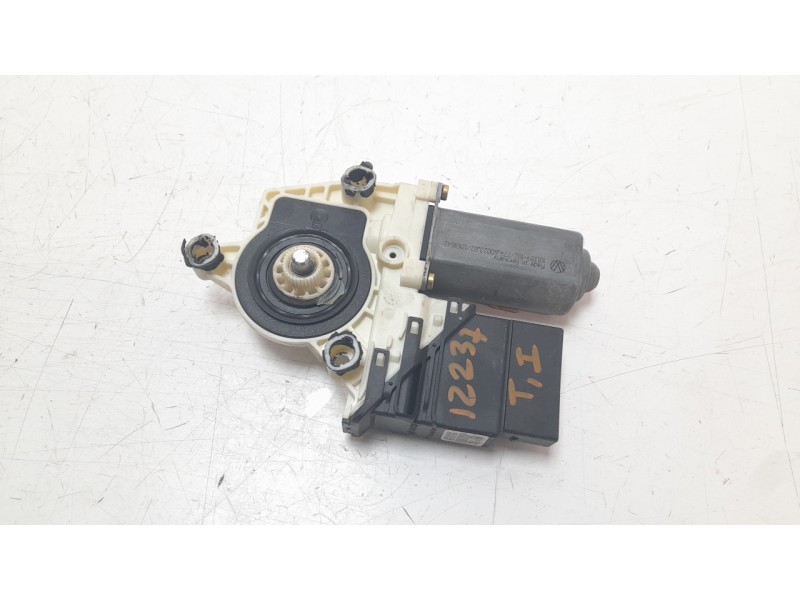Recambio de motor elevalunas trasero izquierdo para volkswagen golf iv (1j1) 1.6 16v referencia OEM IAM 1C0959811A  