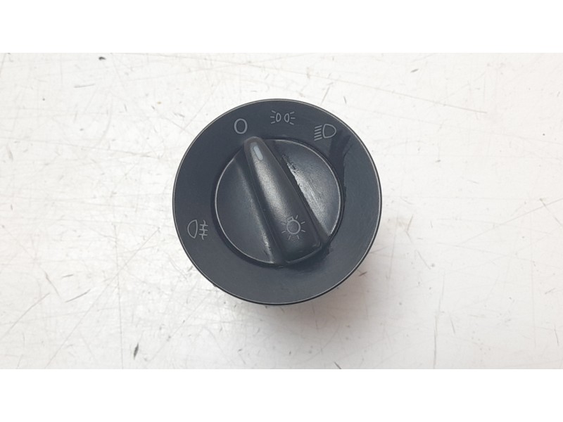 Recambio de mando luces para volkswagen golf iv (1j1) 1.6 16v referencia OEM IAM 1C0941531 GVW9220 EWSVW077