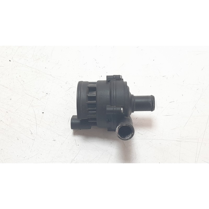 Recambio de bomba agua para mercedes-benz clase cla (bm 118) shooting brake cla 200 d (118.612) referencia OEM IAM A2118650554 0