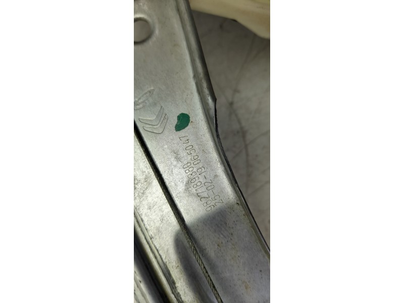 Recambio de elevalunas delantero izquierdo para citroën c4 cactus origins referencia OEM IAM 9827189380  