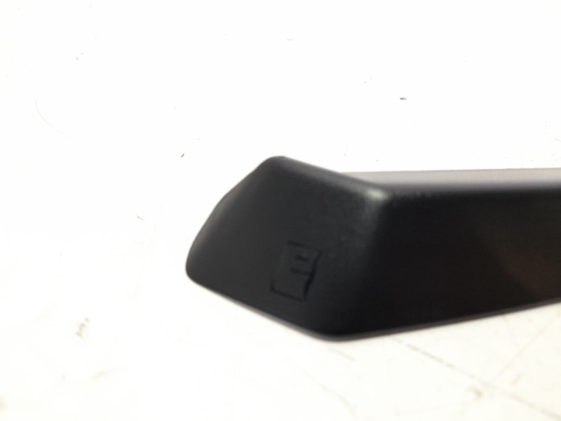 Recambio de moldura para audi q3 sportback (f3n) 35 tdi referencia OEM IAM 83A945256  