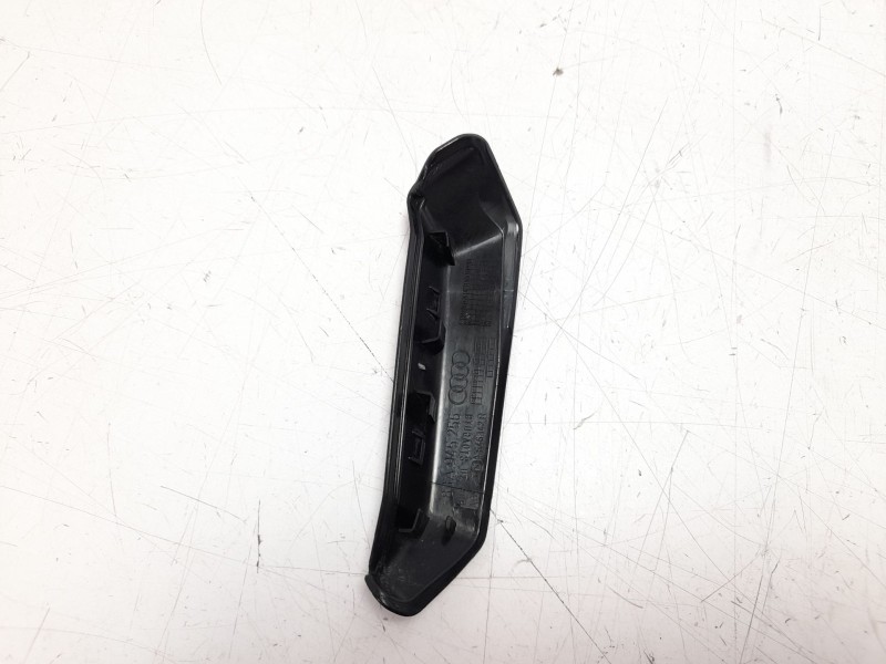 Recambio de moldura para audi q3 sportback (f3n) 35 tdi referencia OEM IAM 83A945256  
