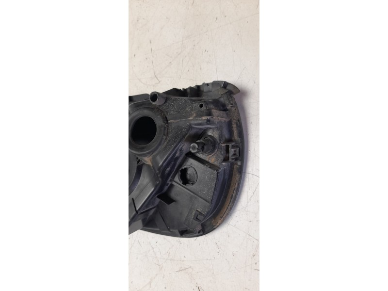 Recambio de tapa exterior combustible para citroën c4 cactus origins referencia OEM IAM 9801501380  