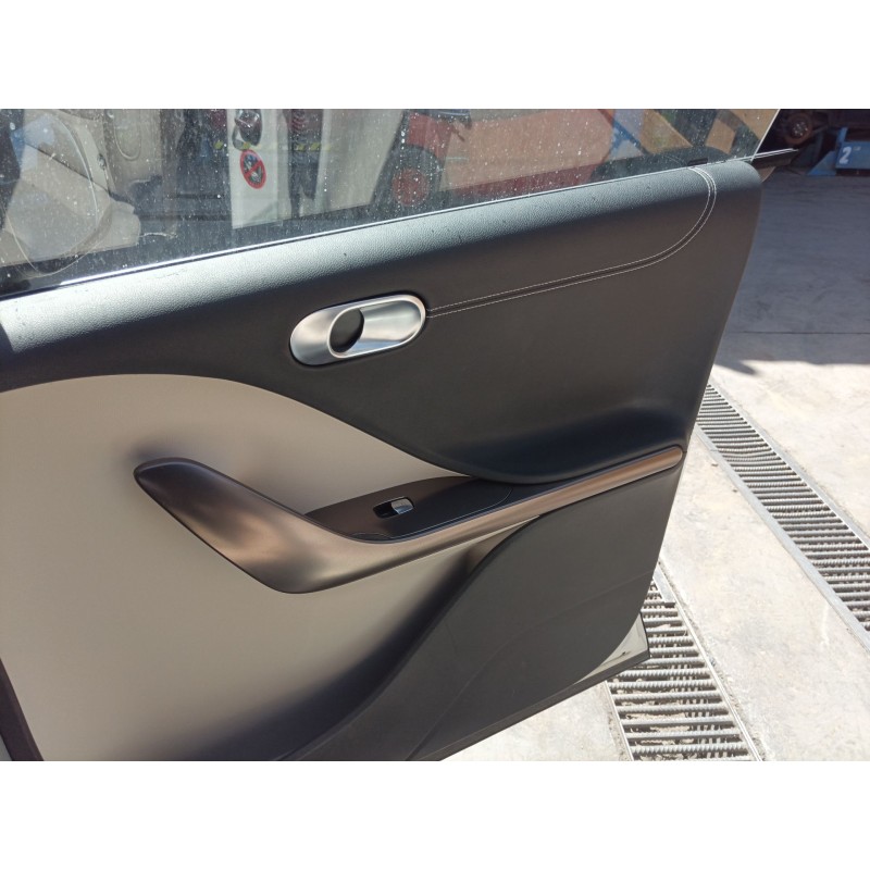 Recambio de mando elevalunas delantero derecho para smart 1 ev a las 4 ruedas referencia OEM IAM   