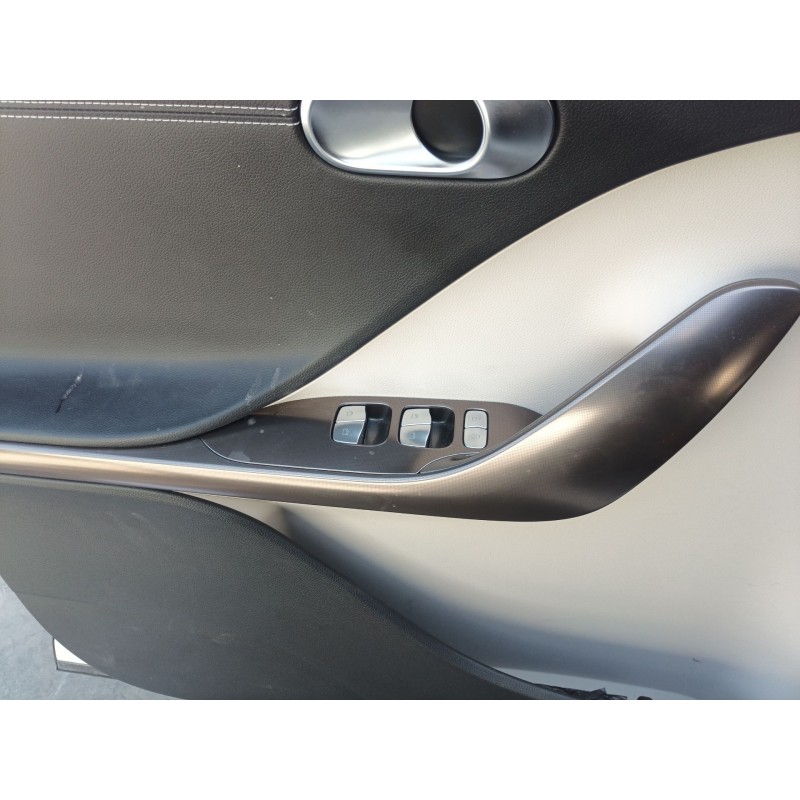 Recambio de mando elevalunas delantero izquierdo para smart 1 ev a las 4 ruedas referencia OEM IAM   