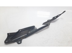 Recambio de moldura para honda cb 750 hornet referencia OEM IAM 77271MLBD00   2