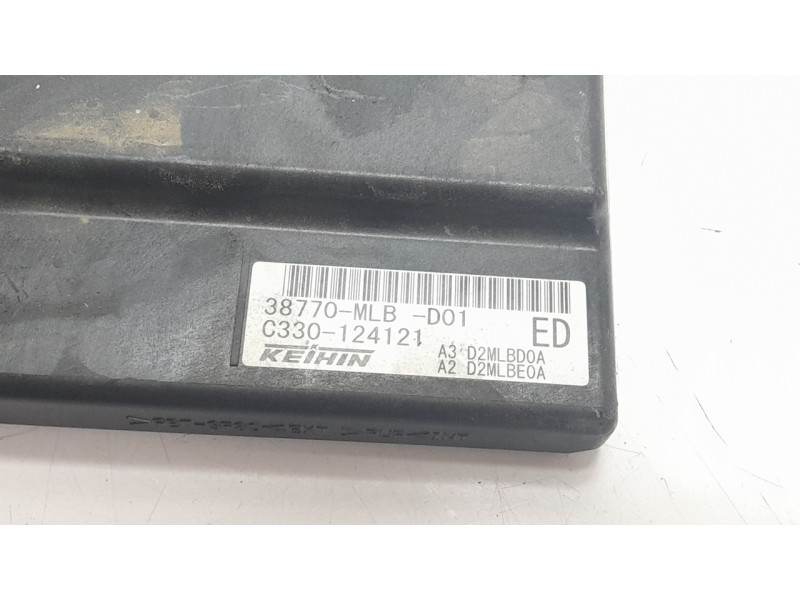 Recambio de centralita motor uce para honda cb 750 hornet referencia OEM IAM 38770MLBD01  