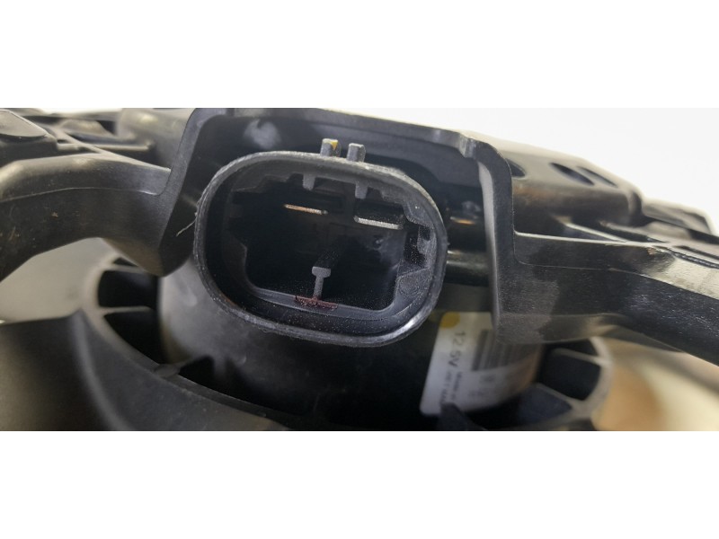 Recambio de electroventilador para opel crossland x / crossland (p17, p2qo) 1.2 (75) referencia OEM IAM 9801559180  