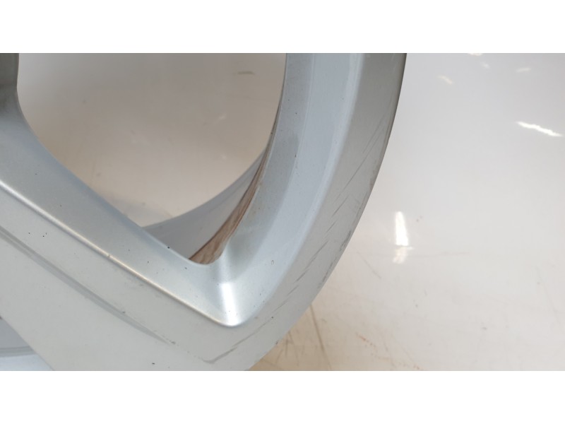 Recambio de llanta para seat leon (5f1) 1.5 tsi referencia OEM IAM 5F0601025B  