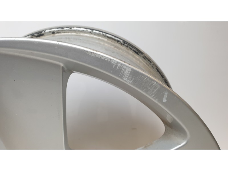 Recambio de llanta para seat leon (5f1) 1.5 tsi referencia OEM IAM 5F0601025B  