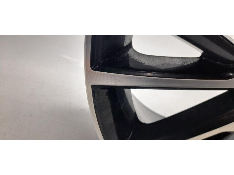 Recambio de llanta para toyota c-hr (_x1_) 1.8 hybrid (zyx10_, zyx11_) referencia OEM IAM PW45710000  