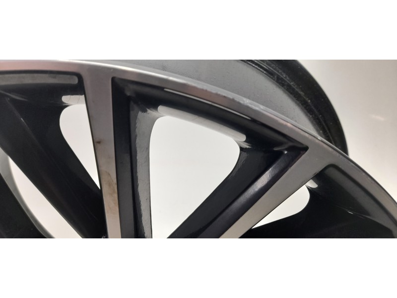 Recambio de llanta para toyota c-hr (_x1_) 1.8 hybrid (zyx10_, zyx11_) referencia OEM IAM PW45710000  