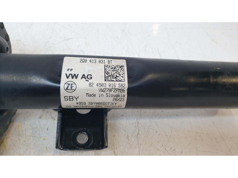 Recambio de amortiguador delantero derecho para volkswagen polo vi (ae1) basis referencia OEM IAM 2Q0413031BT  