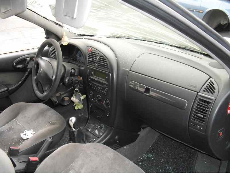 citroen xsara berlina del año 2001