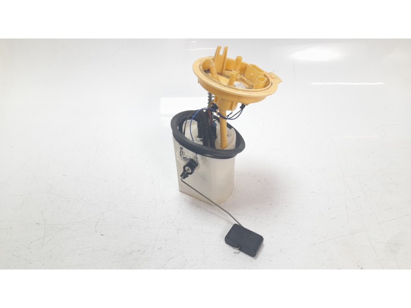 Recambio de bomba combustible para seat leon sportstourer (kl8, kld) 2.0 tdi referencia OEM IAM 5Q0919050BC  