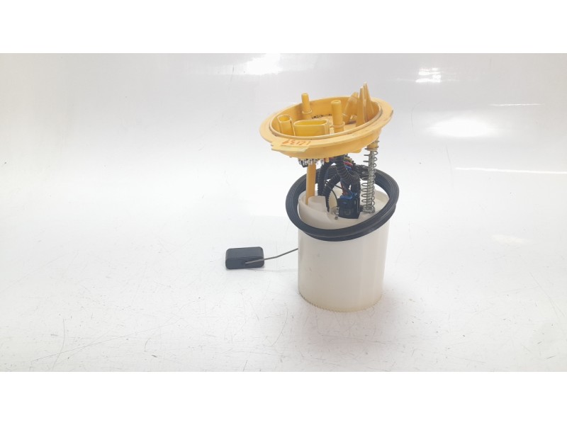 Recambio de bomba combustible para seat leon sportstourer (kl8, kld) 2.0 tdi referencia OEM IAM 5Q0919050BC  