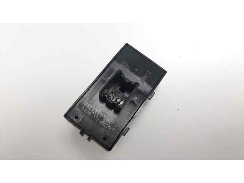 Recambio de mando elevalunas trasero derecho para opel mokka x innovation start/stop referencia OEM IAM   