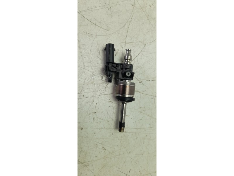 Recambio de inyector para volkswagen t-cross life referencia OEM IAM 05C036E  